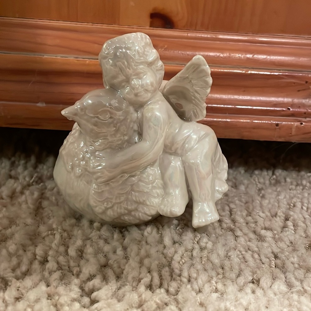 🟣Small glass, angel and bird figurine